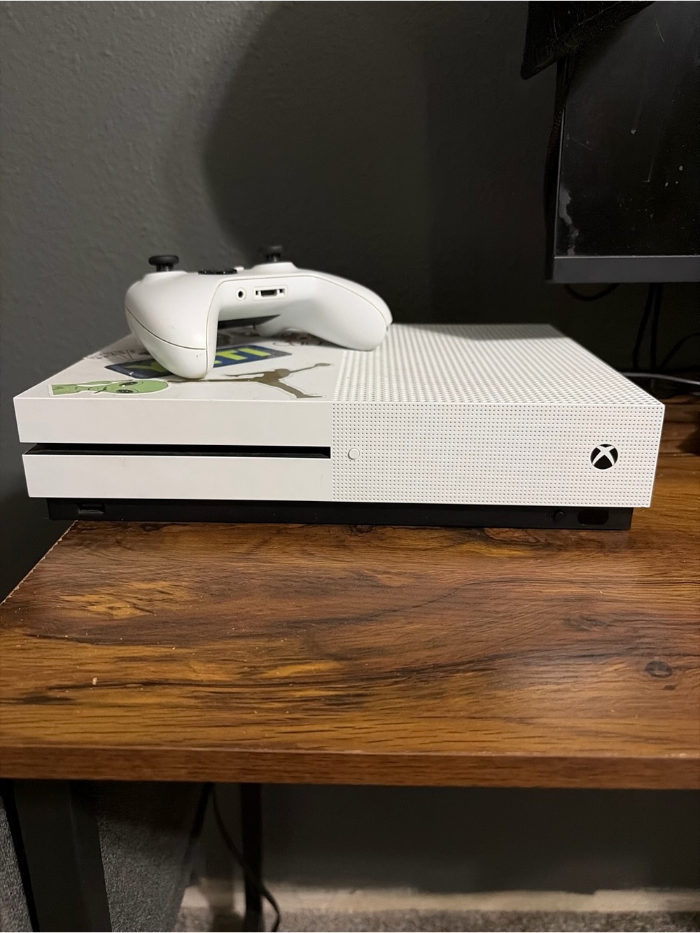 Xbox One S White Console with White Wireless Controller
